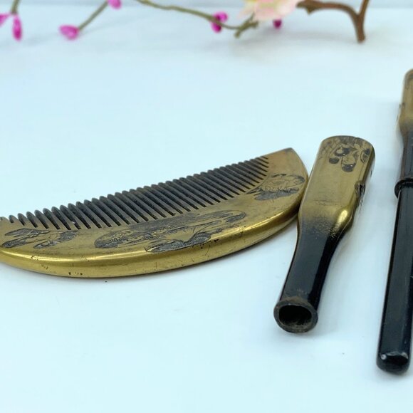 Japanese kanzashi comb and hairpin gold lacquer Pond flower Signed c1950 GS517